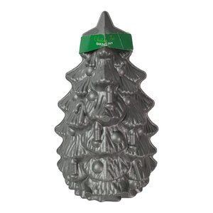 Nordic Ware Christmas Tree Baking Pan Cast Aluminum 4.5 Cup Christmas Holiday